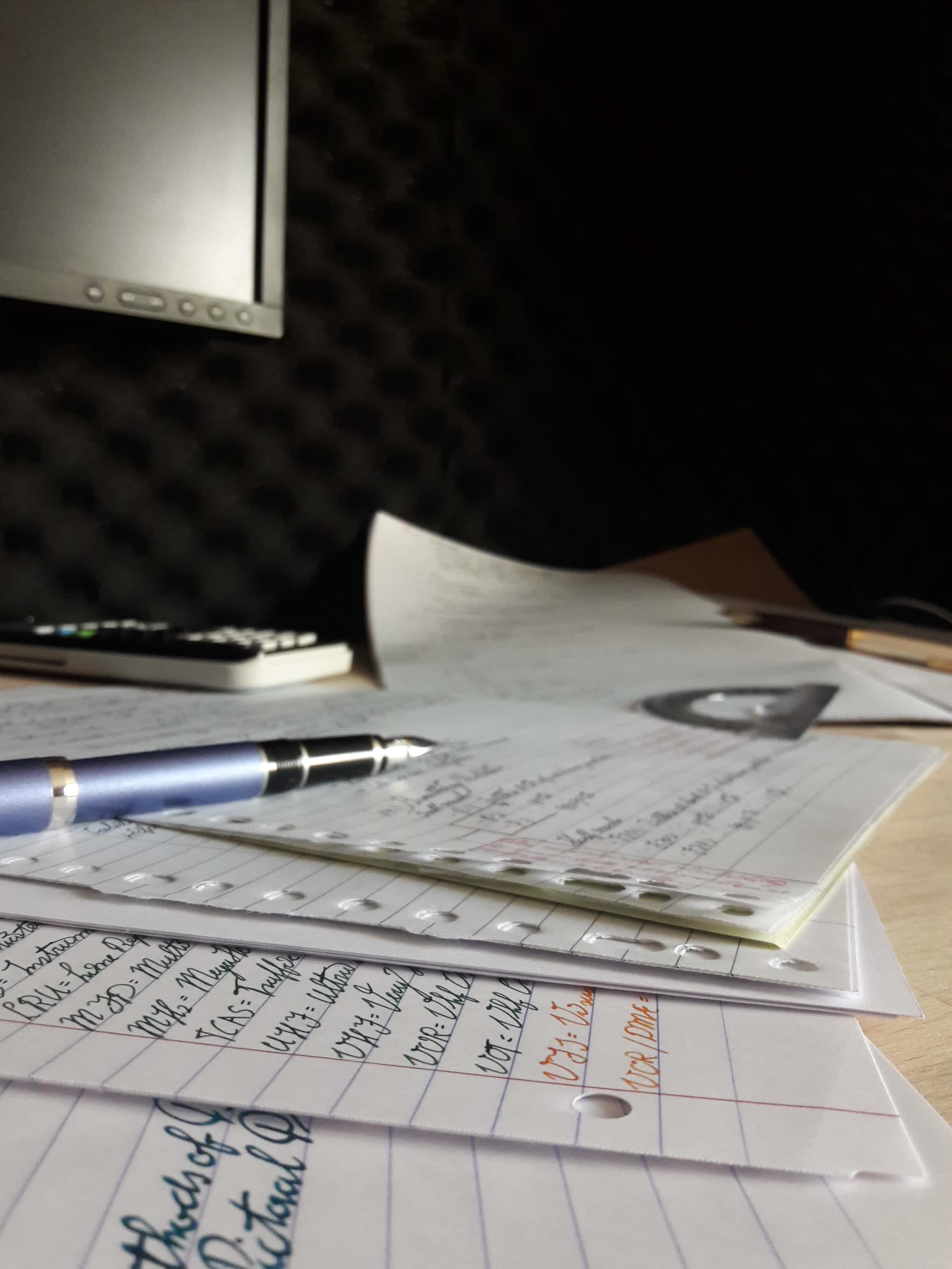 Picture Desk with Paper & Fountain Pens